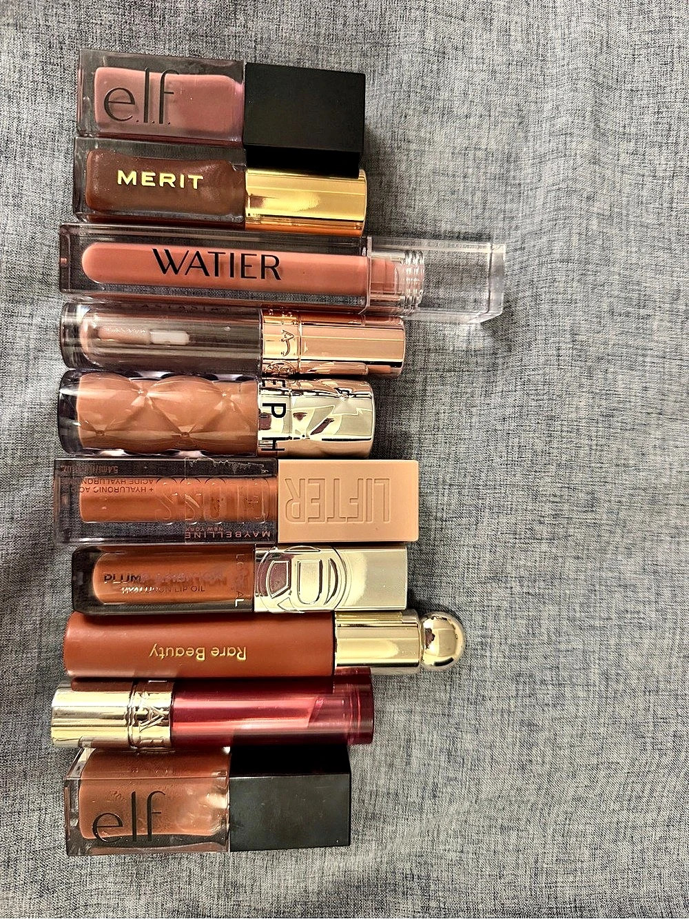 All glosses are used may b 1 or 2 times n some of them are just swatched